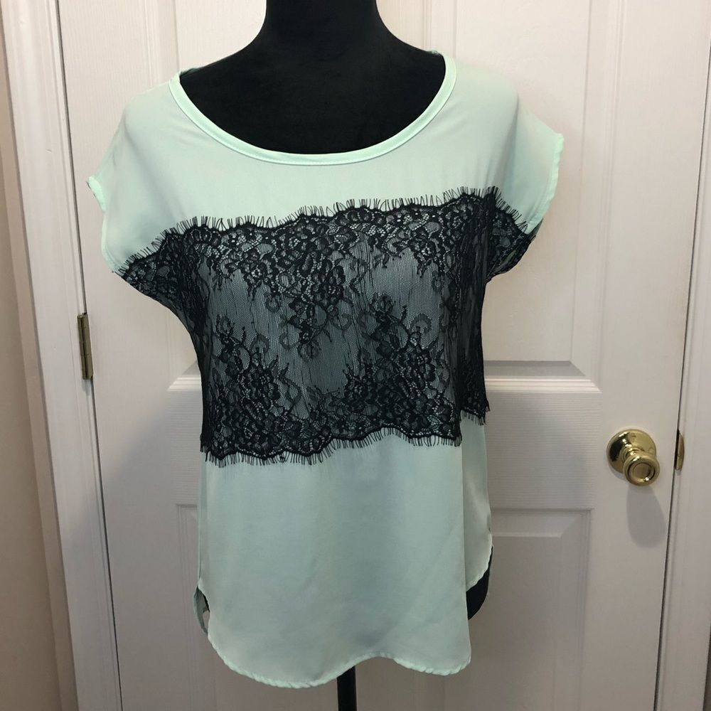 Mona B mint green with black lace blouse - Picture 1 of 14